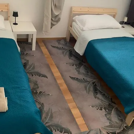 ホステル Movida バーリ